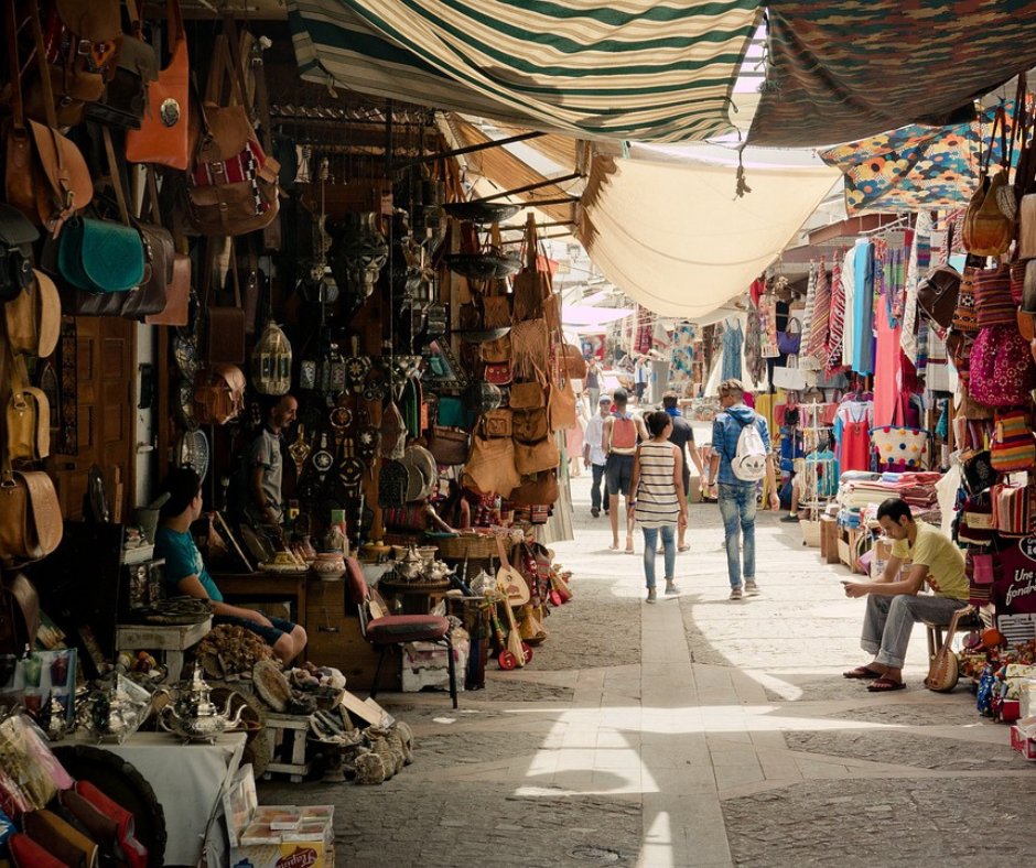Tourist's guide: ideas of what to bring from Thailand
