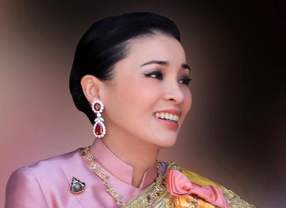 Queen Suthida: Biography, Path to the Throne, and Role in Thailand's Modern Monarchy
